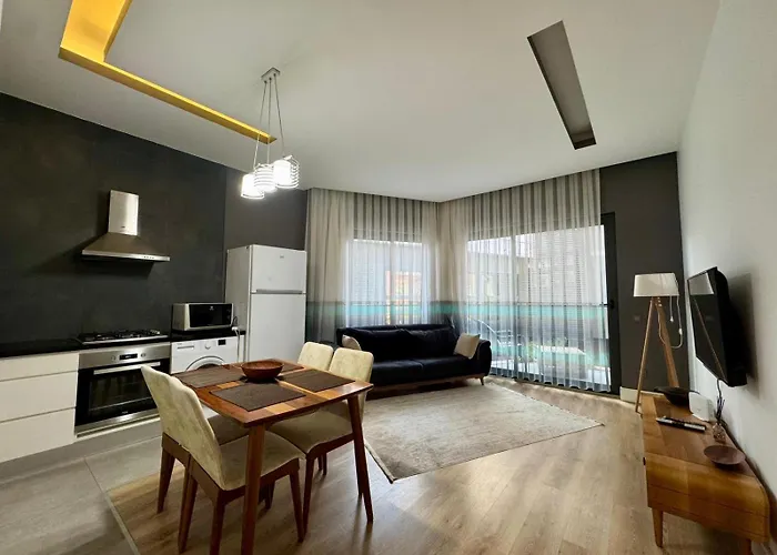 C Lounge Cleopatra Premium *