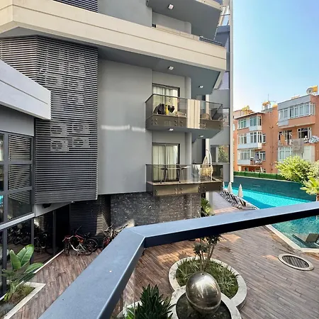 C Lounge Cleopatra Premium Apartment *