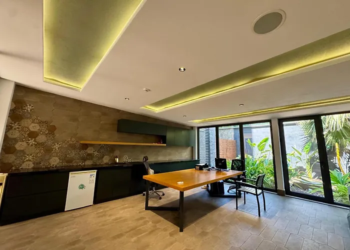 Daire C Lounge Cleopatra Premium