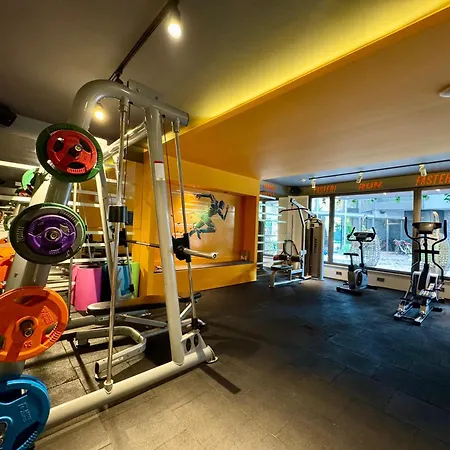 C Lounge Cleopatra Premium דירה *
